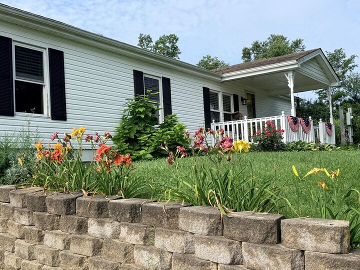 Property Photo:  893 Herndon Lane  KY 40019 