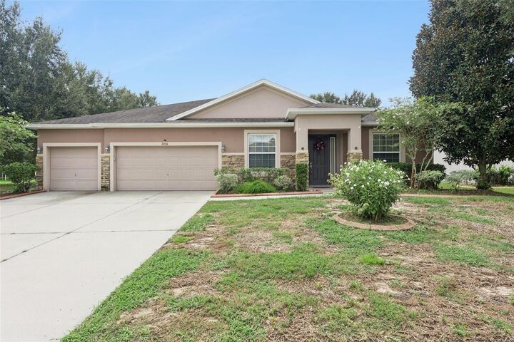Property Photo: 2858 Rolling Hills Lane FL 32712