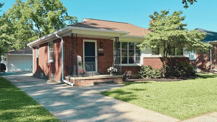 Property Photo: 22609 Edgewood Street MI 48080