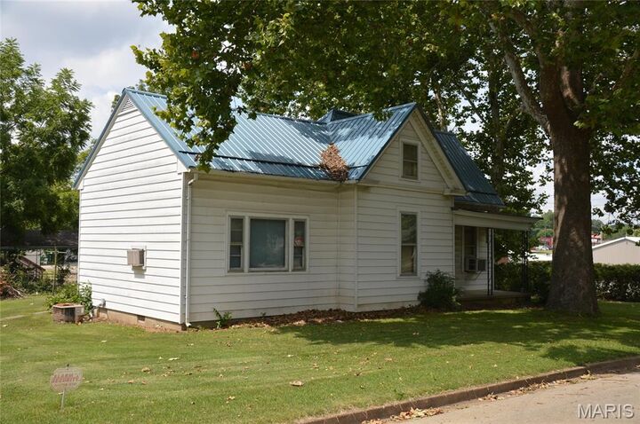 Property Photo: 602 Moore Street MO 63640