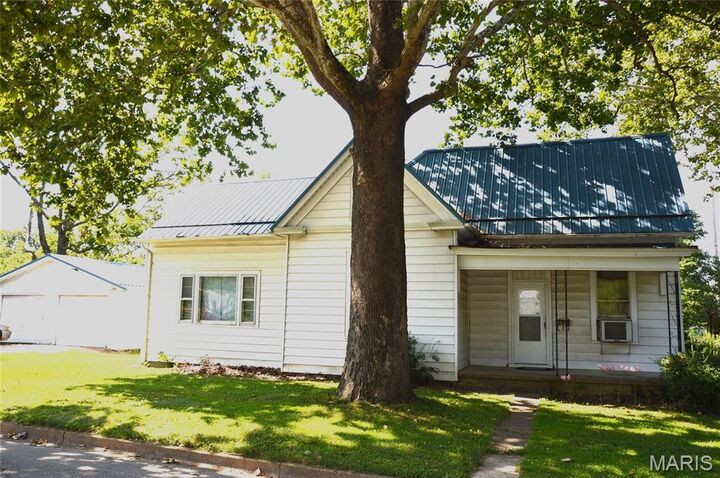 Property Photo: 602 Moore Street MO 63640