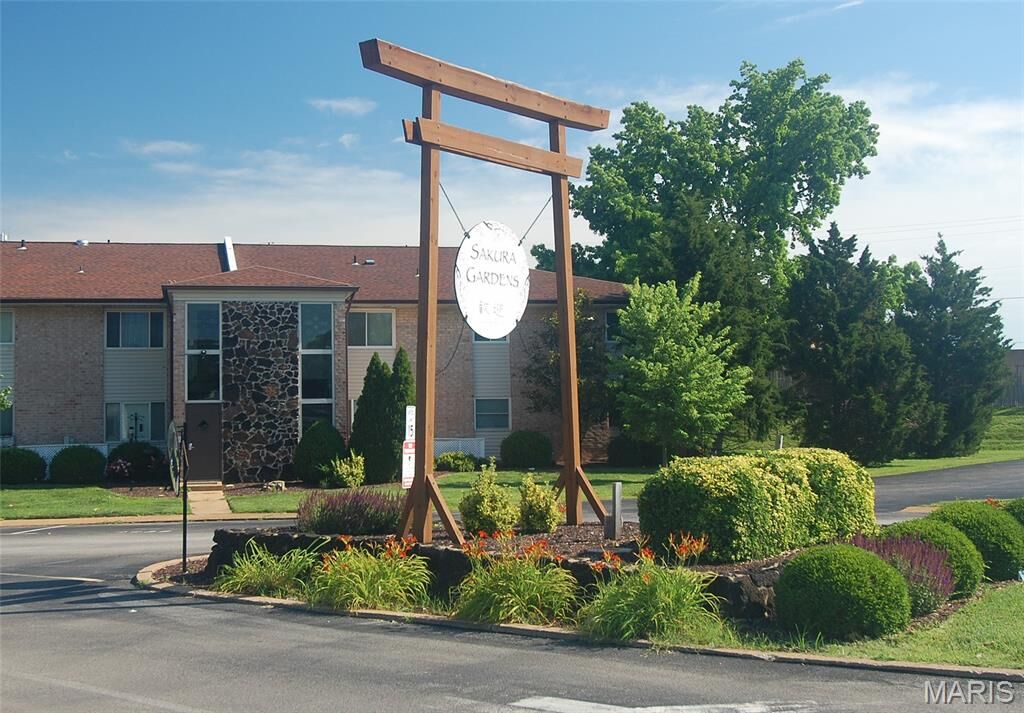 Property Photo:  10174 Sakura Drive  MO 63128 