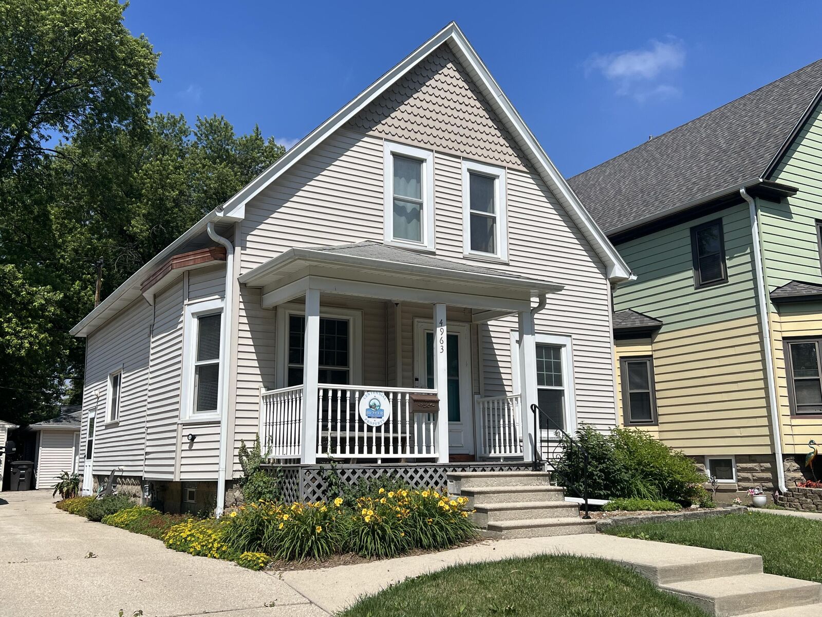 Property Photo:  4963 N 127th St  WI 53007 