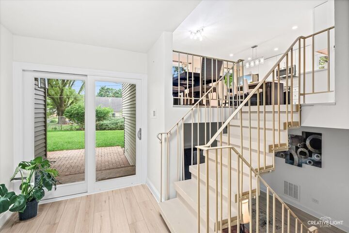 Property Photo:  337 E Briarcliff Road  IL 60440 