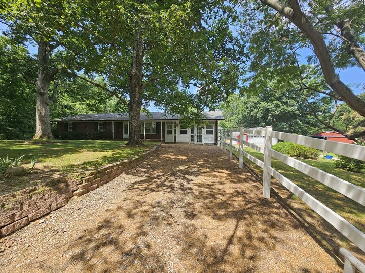 Property Photo:  19503 N Moonbeam Lane  IL 62864 