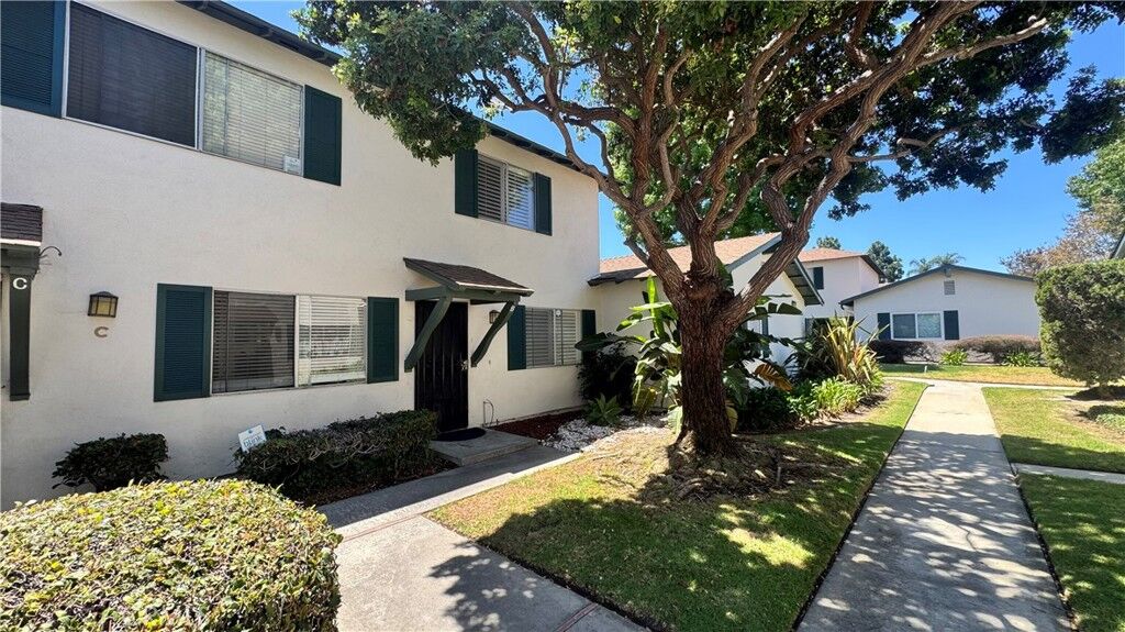 Property Photo:  23624 Western B  CA 90710 
