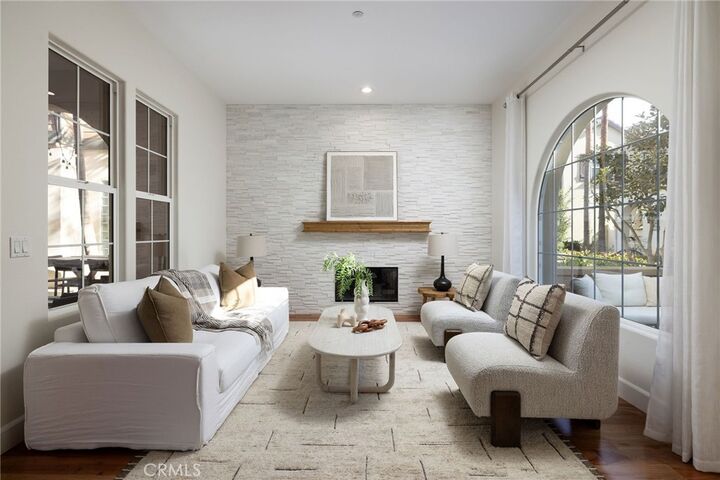 Property Photo:  21247 Ronda  CA 92648 