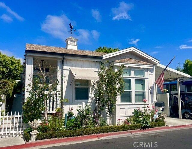 Property Photo:  203 Tremont  CA 92660 