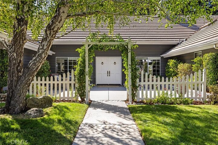Property Photo: 1772 Cordova CA 93405