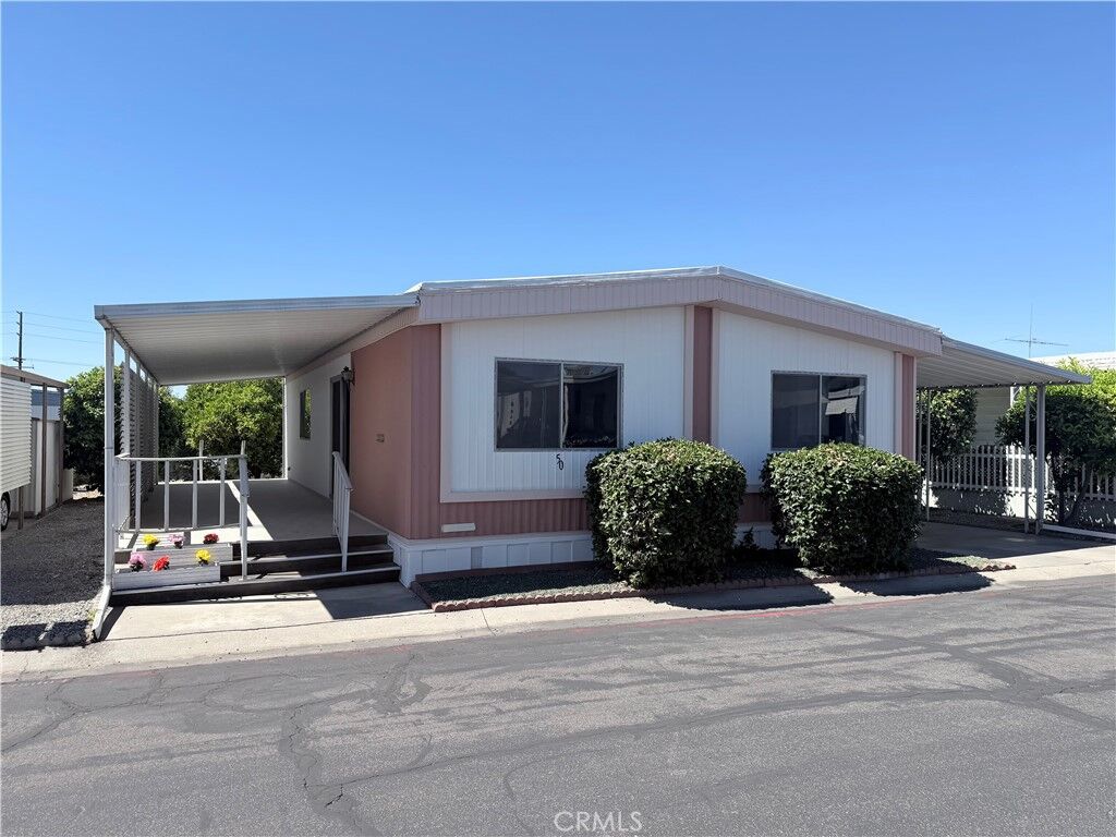 Property Photo: 31816 Avenue E 50 CA 92399