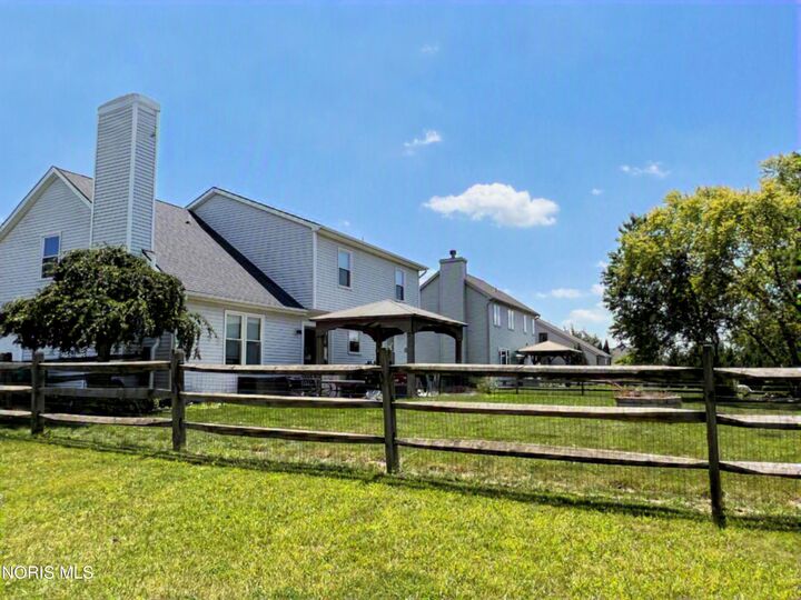 Property Photo: 25267 Ramblehurst Drive OH 43551