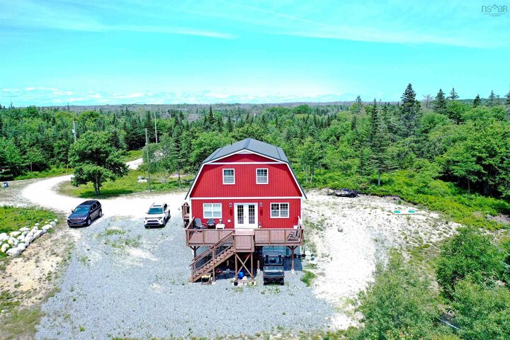 302 Port Latour Road — photo 1