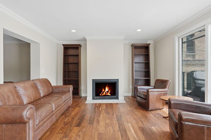 Property Photo:  456 Summit Avenue 203  MN 55102 