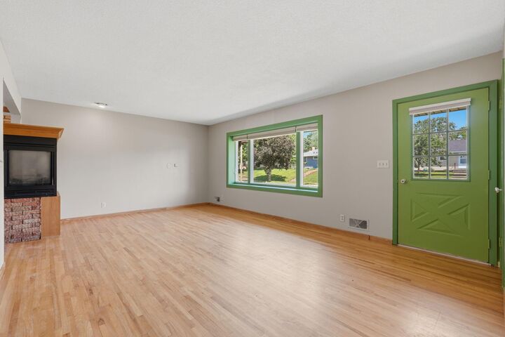 Property Photo: 2122 Mesabi Avenue MN 55109