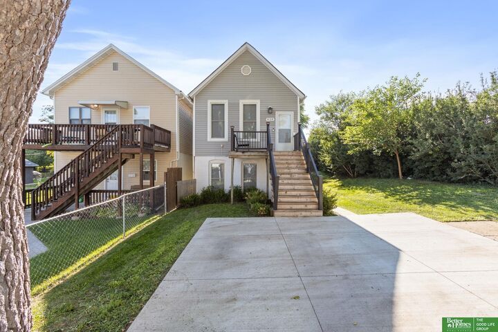 Property Photo: 828 S 21st Street NE 68108