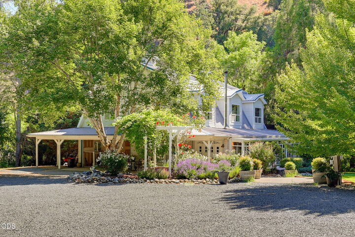 Property Photo: 7935 Upper Applegate Road OR 97530