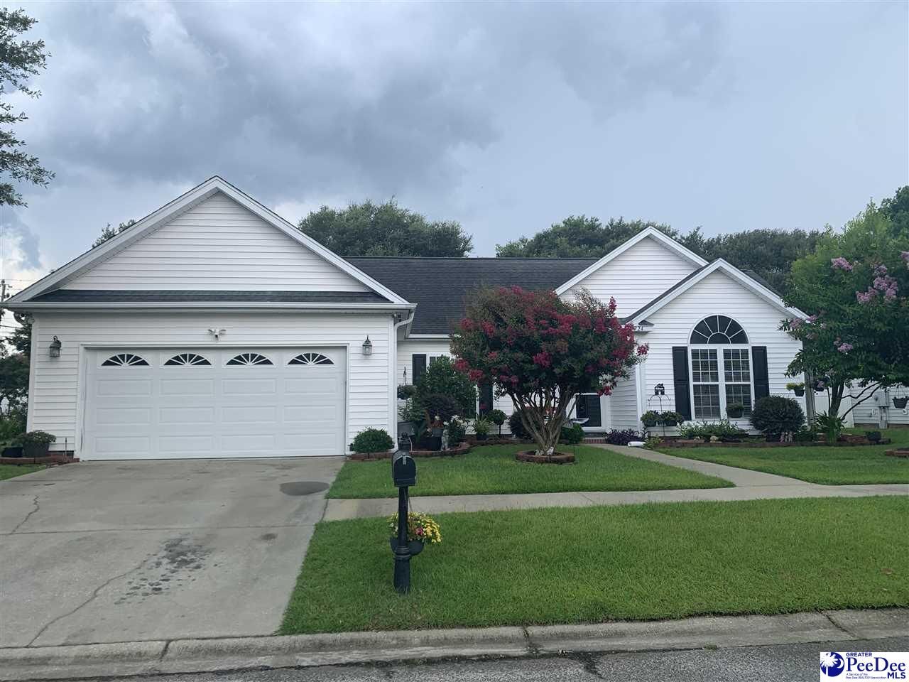 Property Photo: 924 Charlestowne Blvd SC 29505