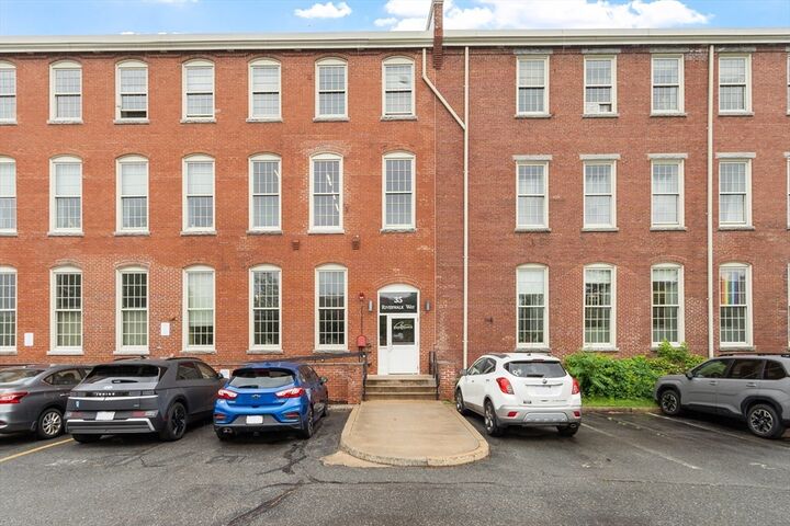 Property Photo: 35 Riverwalk Way R115 MA 01854
