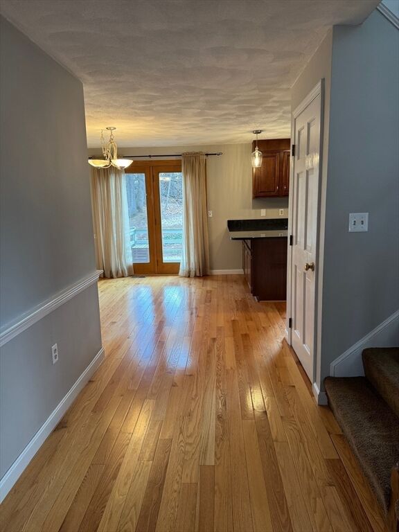 Property Photo:  887 Wellman Ave 887  MA 01863 