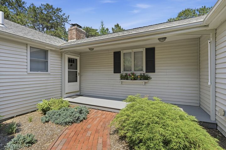 Property Photo:  16 Mooring Circle  MA 02360 