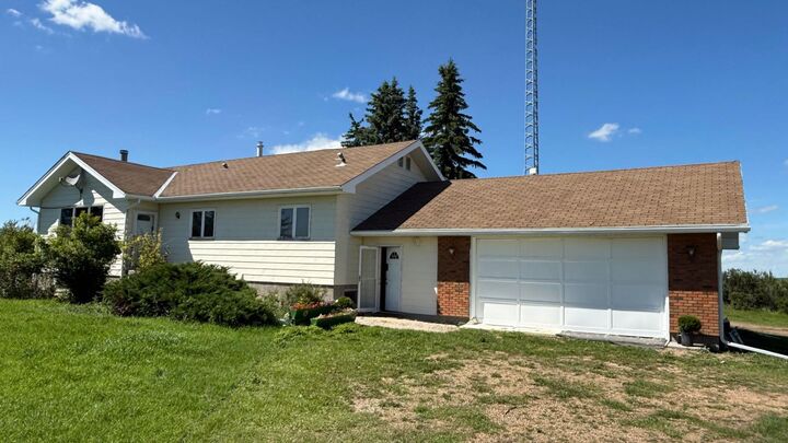 Property Photo: 171076 9 Highway AB T0J 0T0