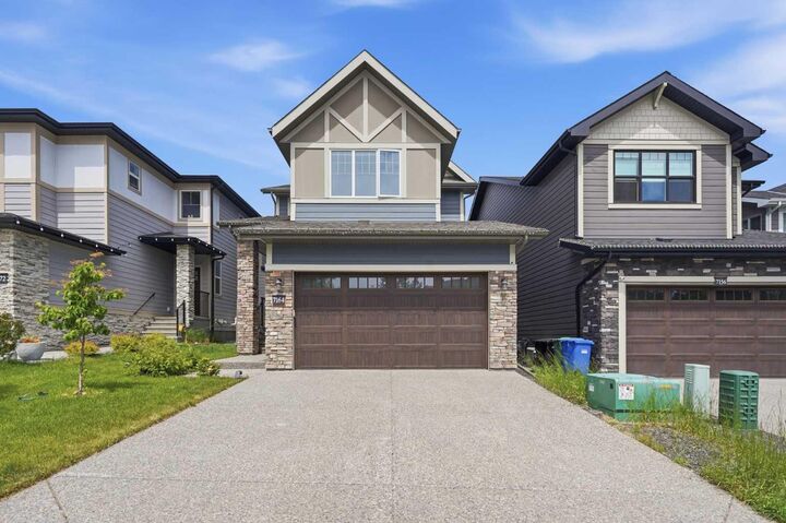 Property Photo: 7164 11 Avenue SW AB T3H 3V5