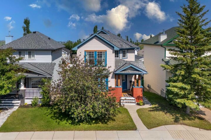 Property Photo: 40 Hidden Point NW AB T3A 5P5