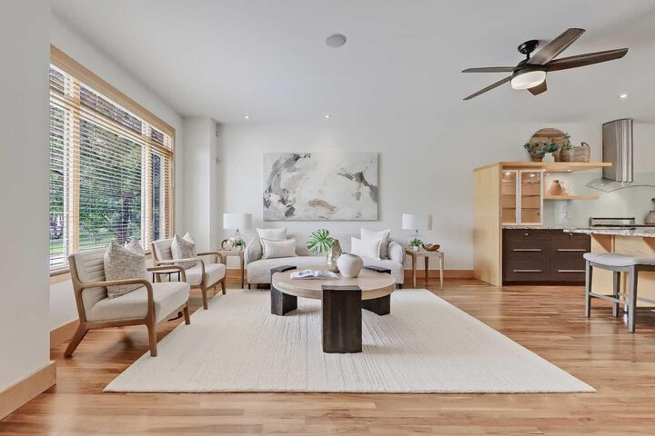 Property Photo: 17 Somme Boulevard SW AB T2T 6K7