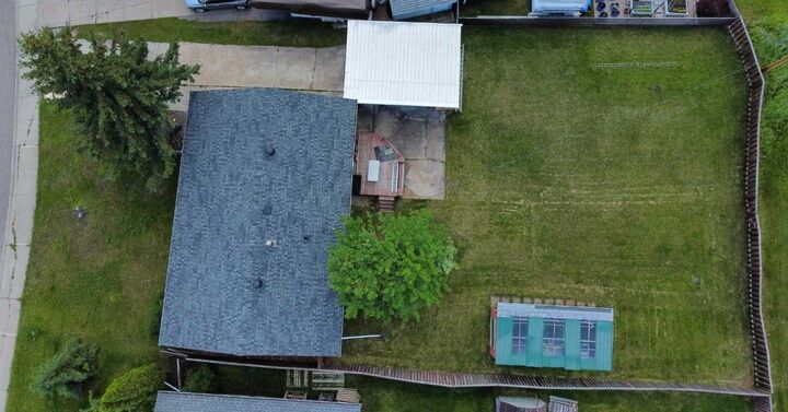 Property Photo:  410 7 Street  AB T0H 1P0 
