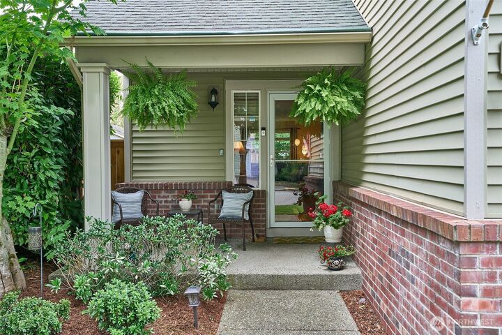 Property Photo:  24131  235th Avenue SE  WA 98038 