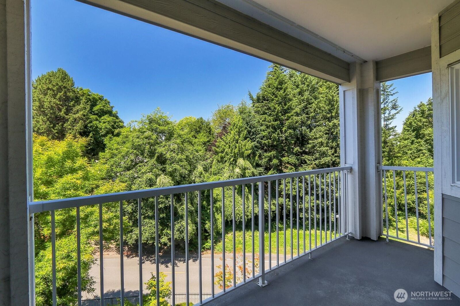 Property Photo: 1318 37th Street 2-432 WA 98201