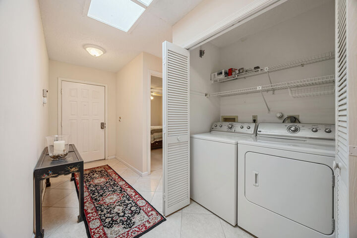 Property Photo: 9 Ridge Pointe Drive D FL 33435
