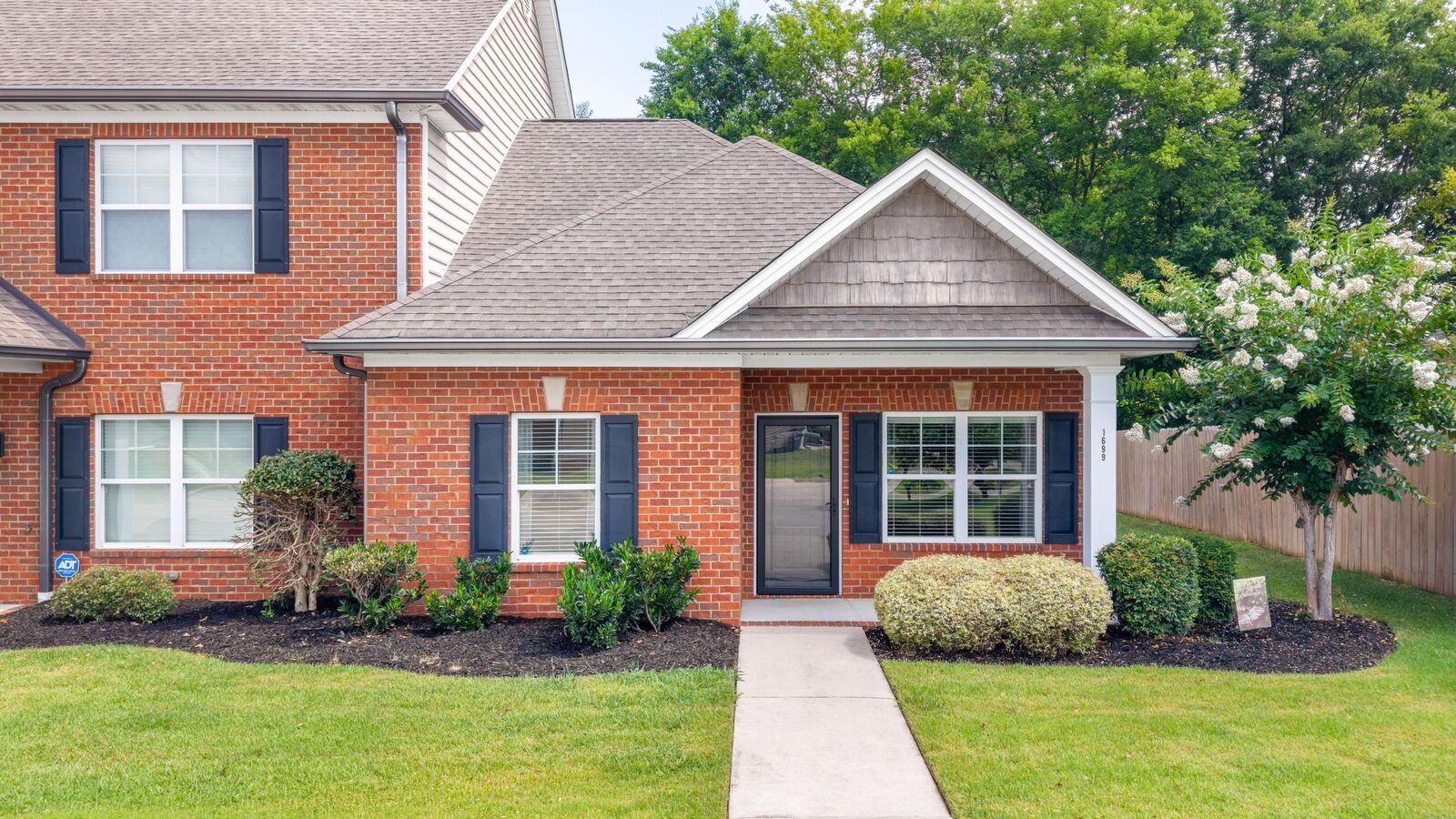 Property Photo: 1699 Stonebriar Drive NE TN 37312