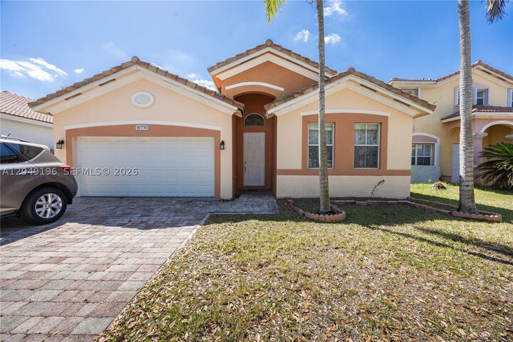 Property Photo: 10770 SW 245th St FL 33032