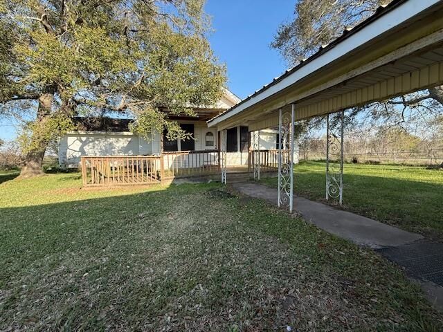 Property Photo: 33955 Hwy 365 TX 77629