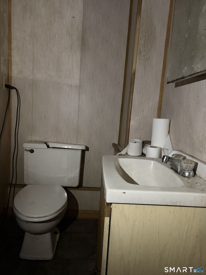 Property Photo:  356 Franklin Avenue 12  CT 06114 
