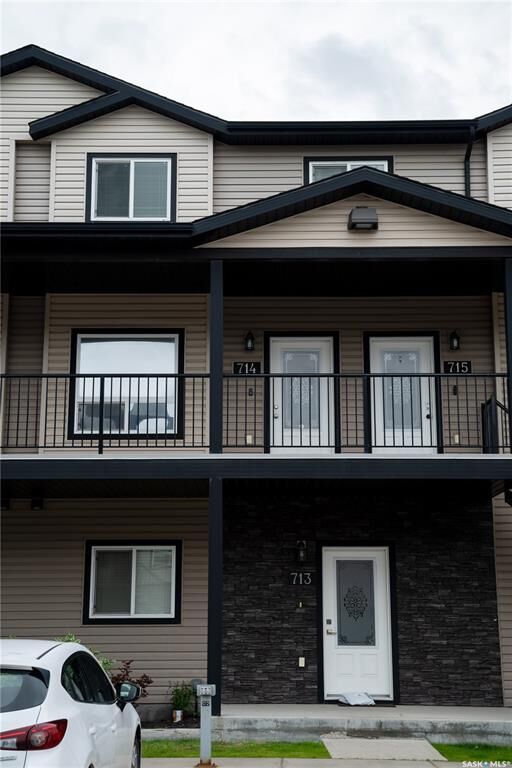 Property Photo:  3806 Dewdney Avenue E 714  SK S4Z 0A6 