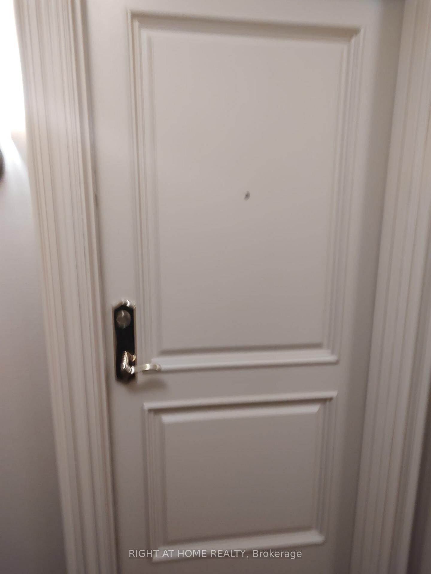 Property Photo: 9245 Jane Street 701 ON L6A 0J9