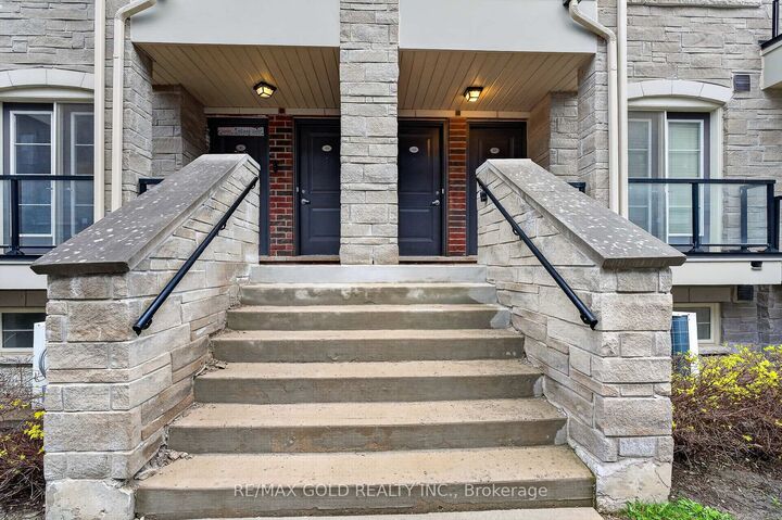 Property Photo:  200 Veterans Drive 48  ON L7A 4S6 