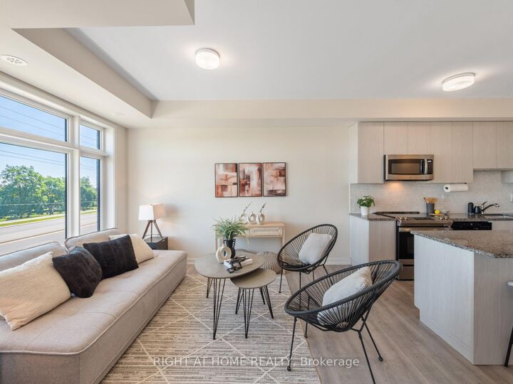 Property Photo:  2550 Castlegate Crossing 403  ON L1X 0H6 
