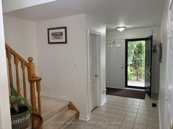 Property Photo: 63 Mistleflower Court ON L4E 3T9
