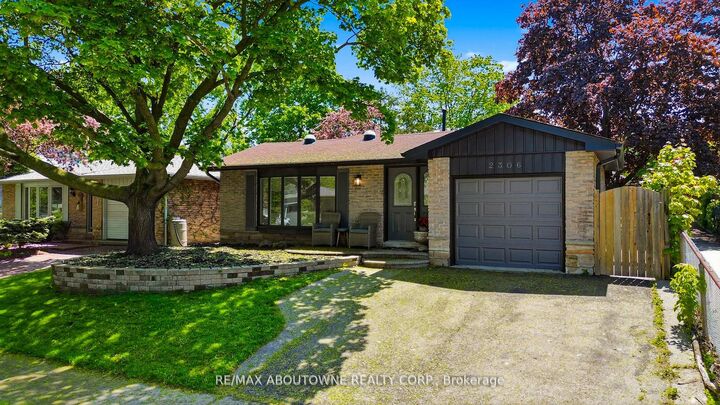Property Photo: 2306 Devon Road ON L6J 5R4