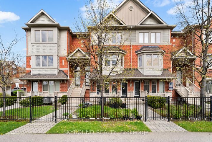 Property Photo:  3375 Thomas Street 13, 14  ON L5M 0P7 