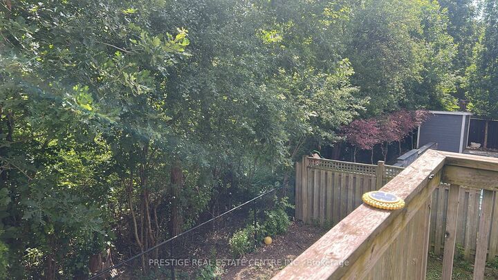 Property Photo: 1527 Stewart Crescent ON L9T 6P8