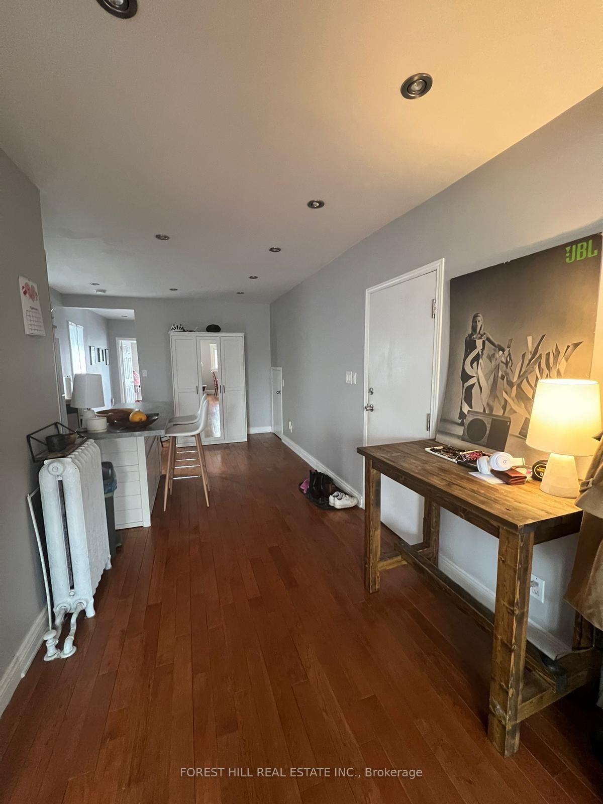 Property Photo:  12 Salem Ave Avenue 2  ON M6H 3C1 
