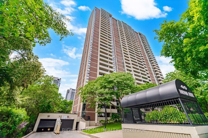 Property Photo: 40 Homewood Avenue 1104 ON M4Y 2K2