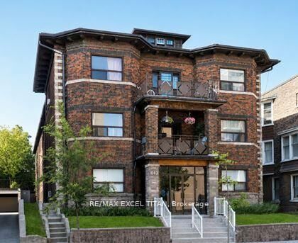 Property Photo:  1643 Bloor Street W 305  ON M6P 1A6 