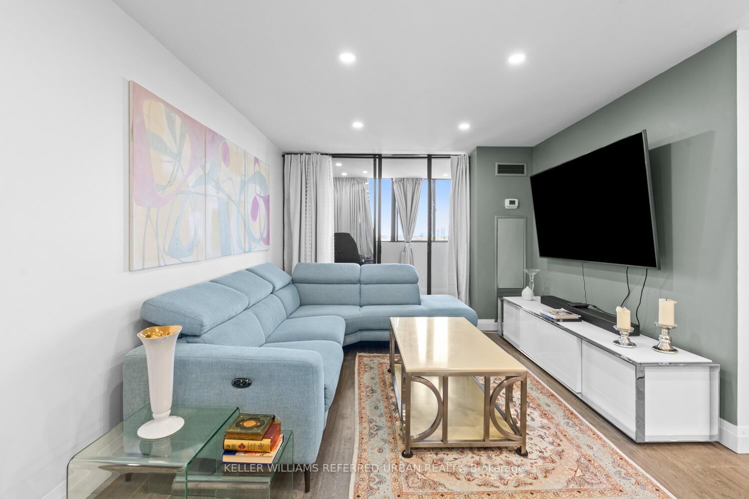 Property Photo: 133 Torresdale Avenue 1005 ON M2R 3T2