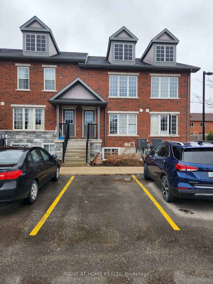 Property Photo: 246 Penetanguishene Road 1 ON L4M 7C2