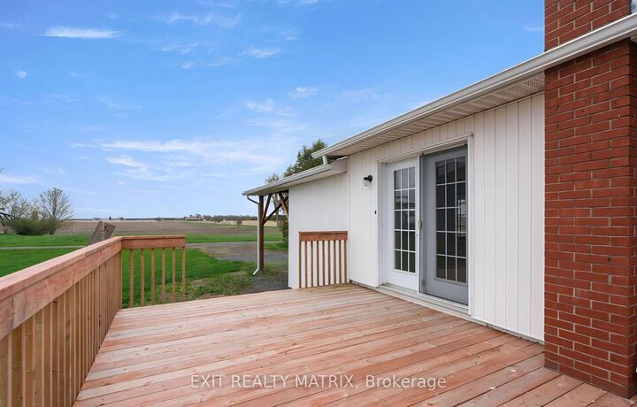 Property Photo:  2811-2815 Rolland Massie Road  ON K0C 1A0 